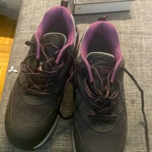 Dakota - used size 10.5 shoes women